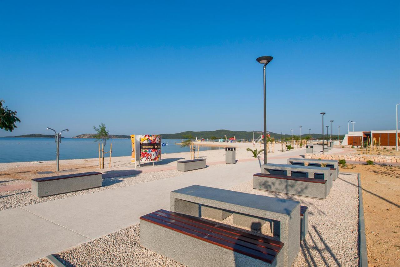 Holiday Home Ivana Brodarica  Exterior foto